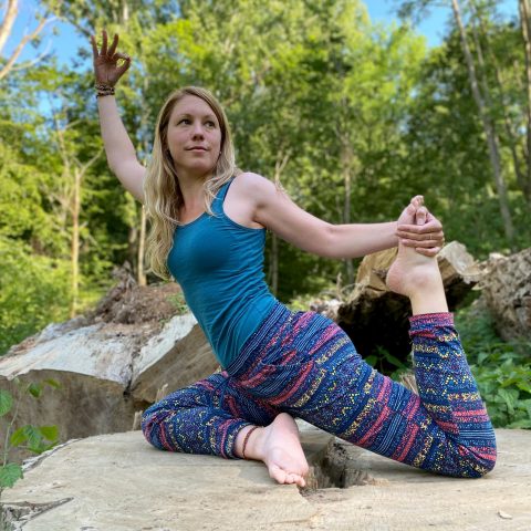 Yoga Übungen mit Andrea Schenk